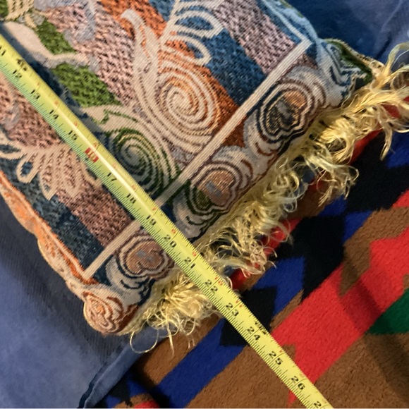 Pretty pillow golden thread - Picture 4 of 4